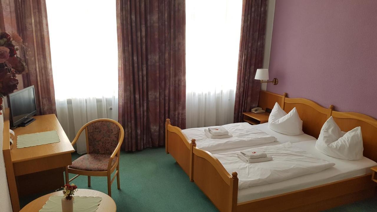 Hotel Sachsenhof Риза Екстериор снимка