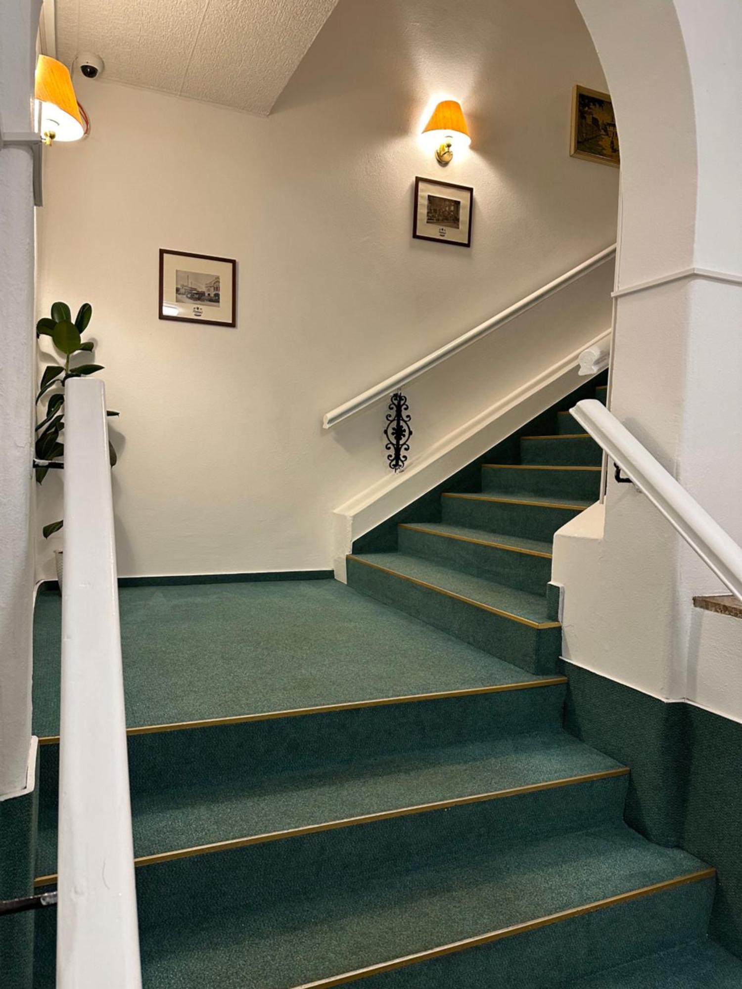 Hotel Sachsenhof Риза Екстериор снимка