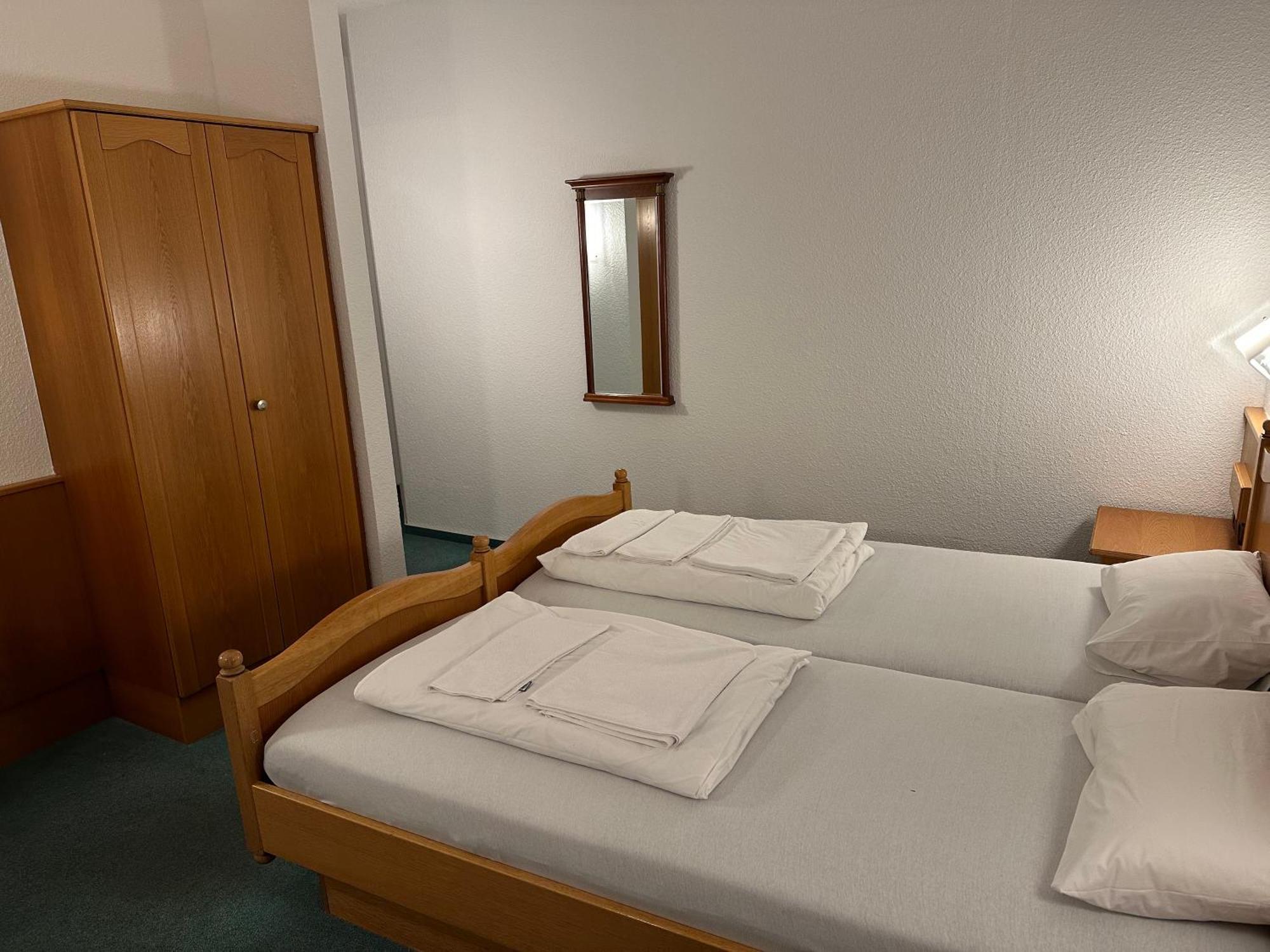 Hotel Sachsenhof Риза Екстериор снимка